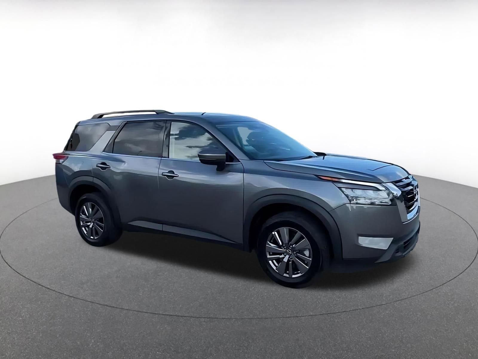 Thumbnail: 2025 Nissan Pathfinder - 2