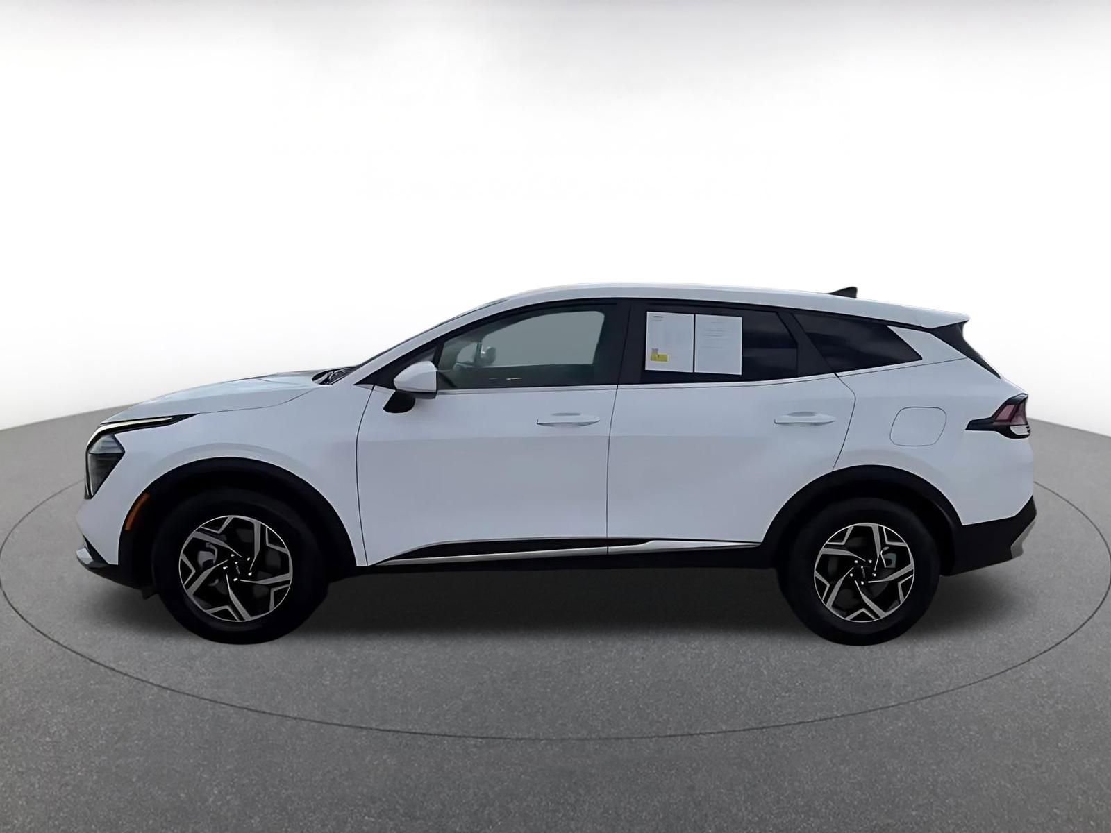 Thumbnail: 2025 Kia Sportage - 10