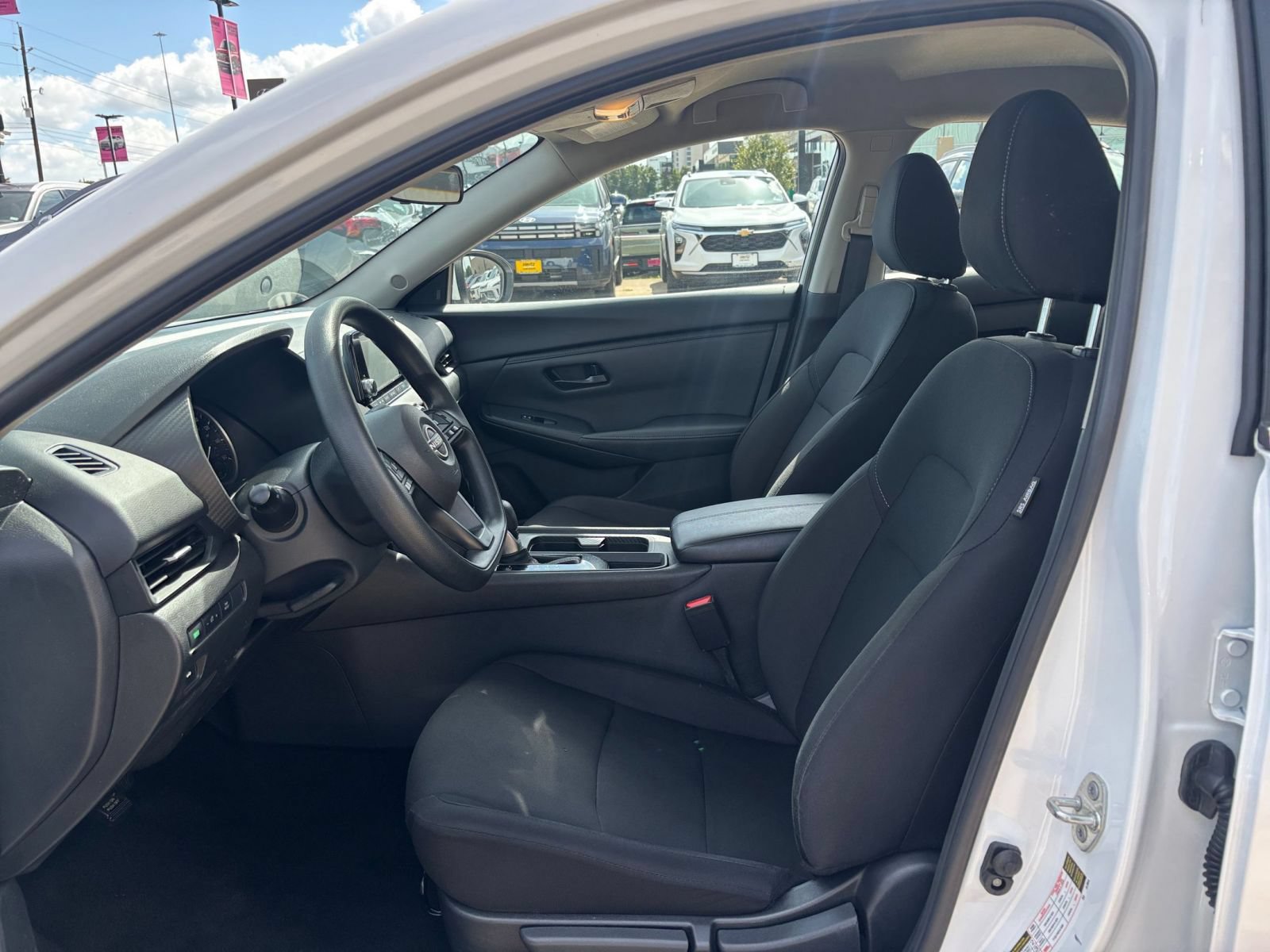Thumbnail: 2025 Nissan Sentra - 20