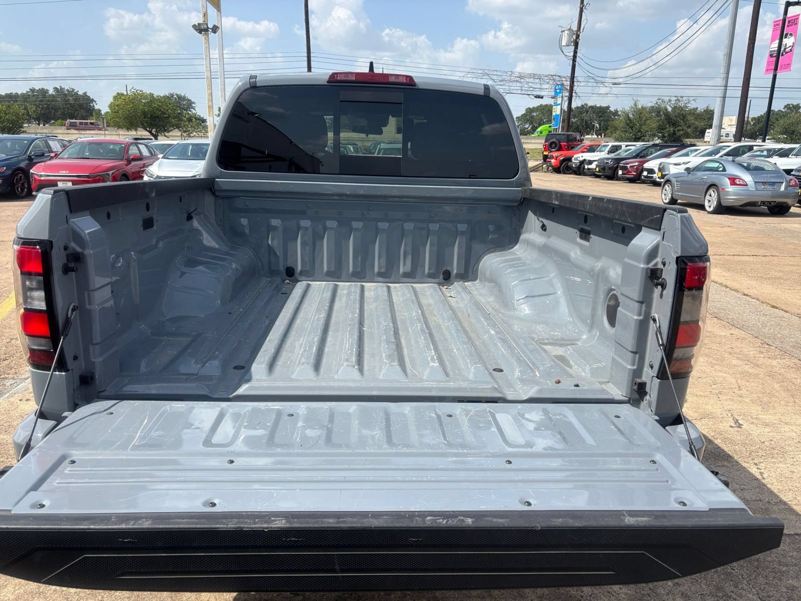 Thumbnail: 2026 Nissan Frontier - 31