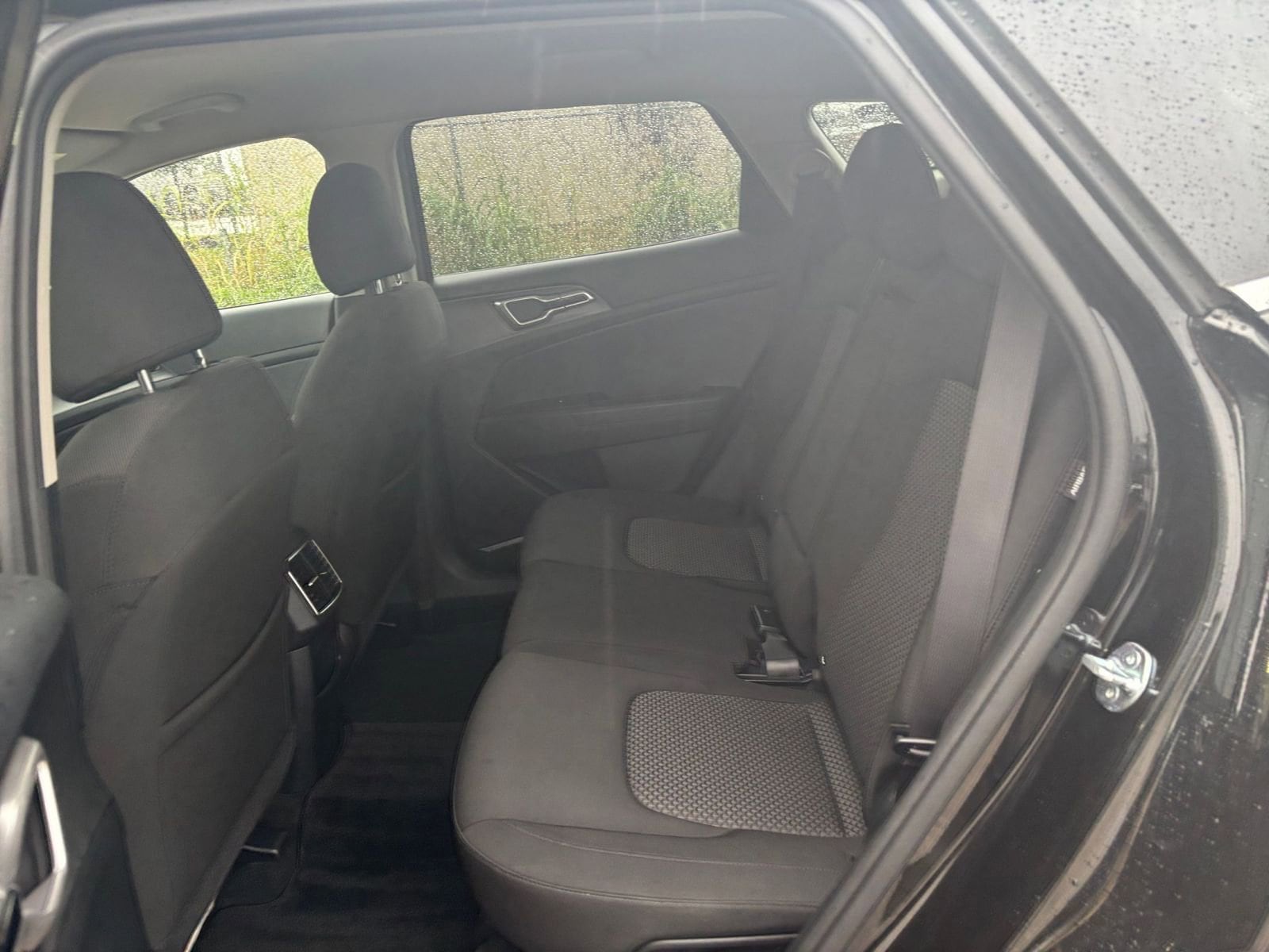 2024 Kia Sportage LX 18
