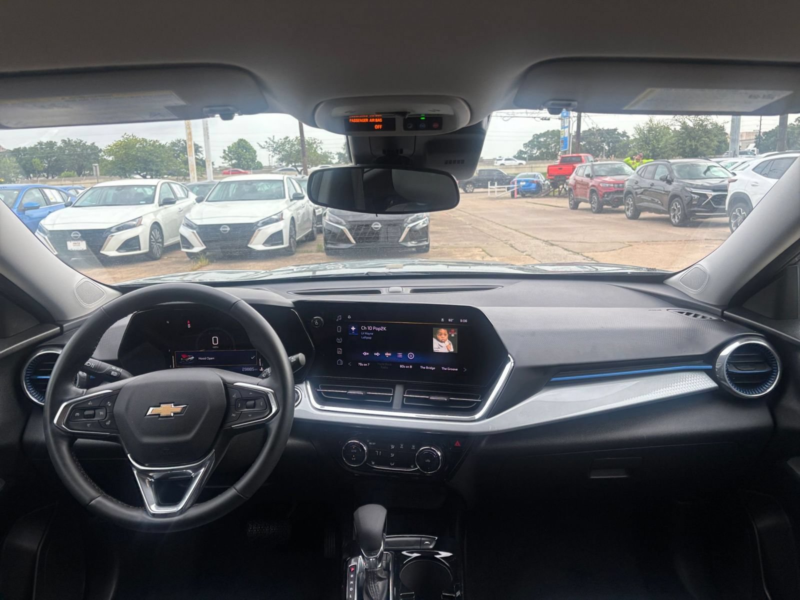 Thumbnail: 2025 Chevrolet Trax - 32