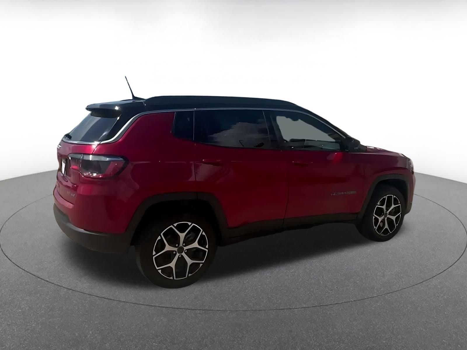 Thumbnail: 2025 Jeep Compass - 14
