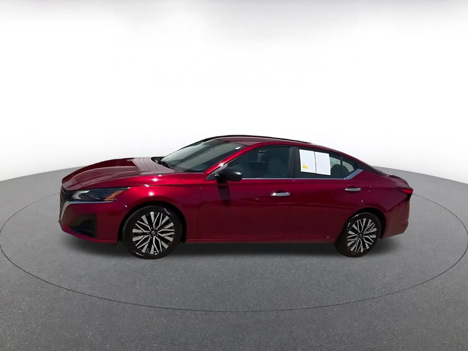 Thumbnail: 2025 Nissan Altima - 3