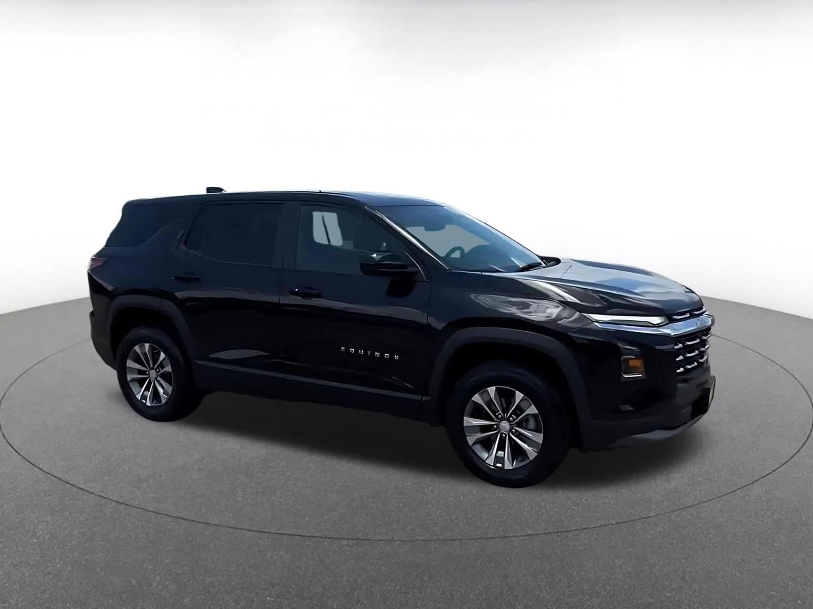Thumbnail: 2025 Chevrolet Equinox - 2