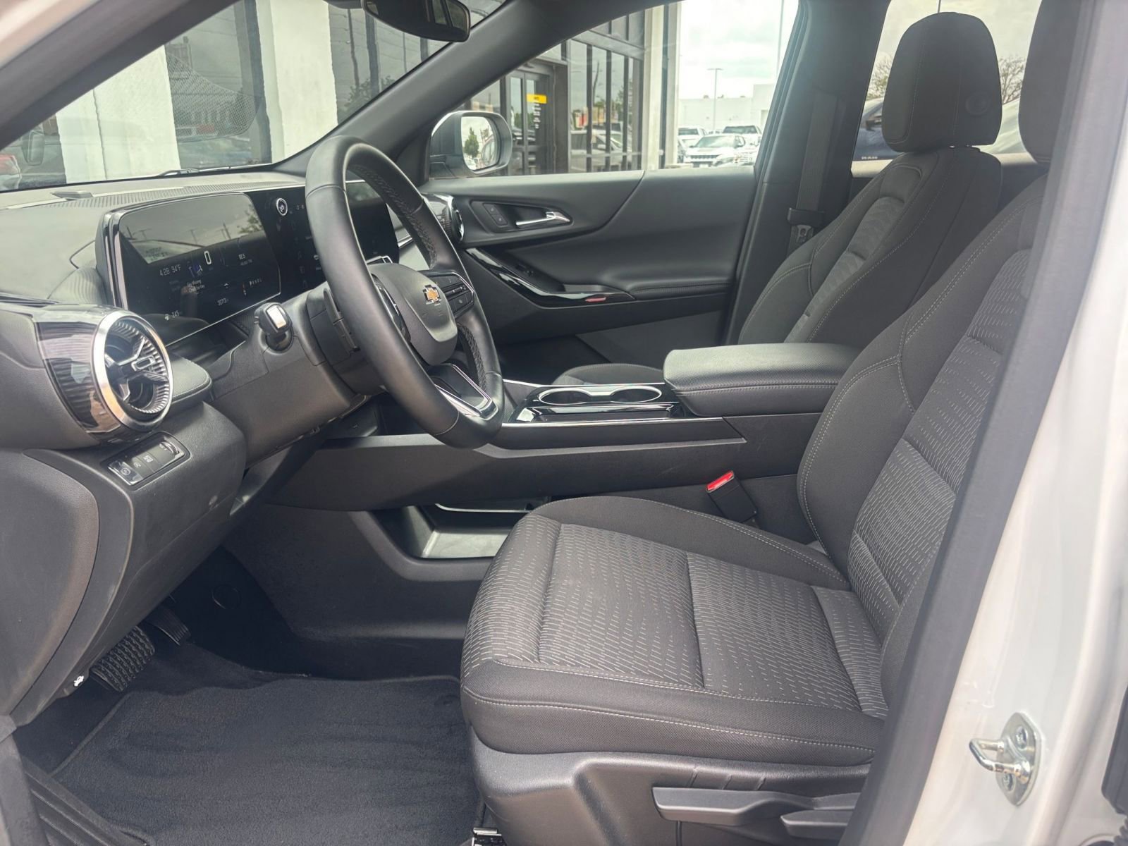 Thumbnail: 2025 Chevrolet Equinox - 27
