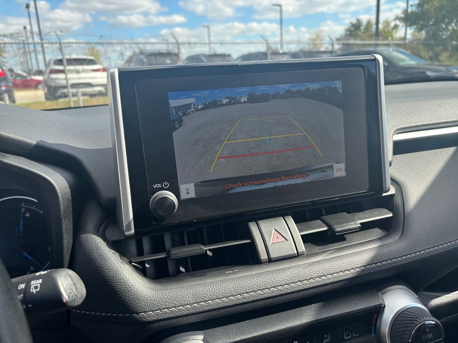 Thumbnail: 2025 Toyota RAV4 - 17