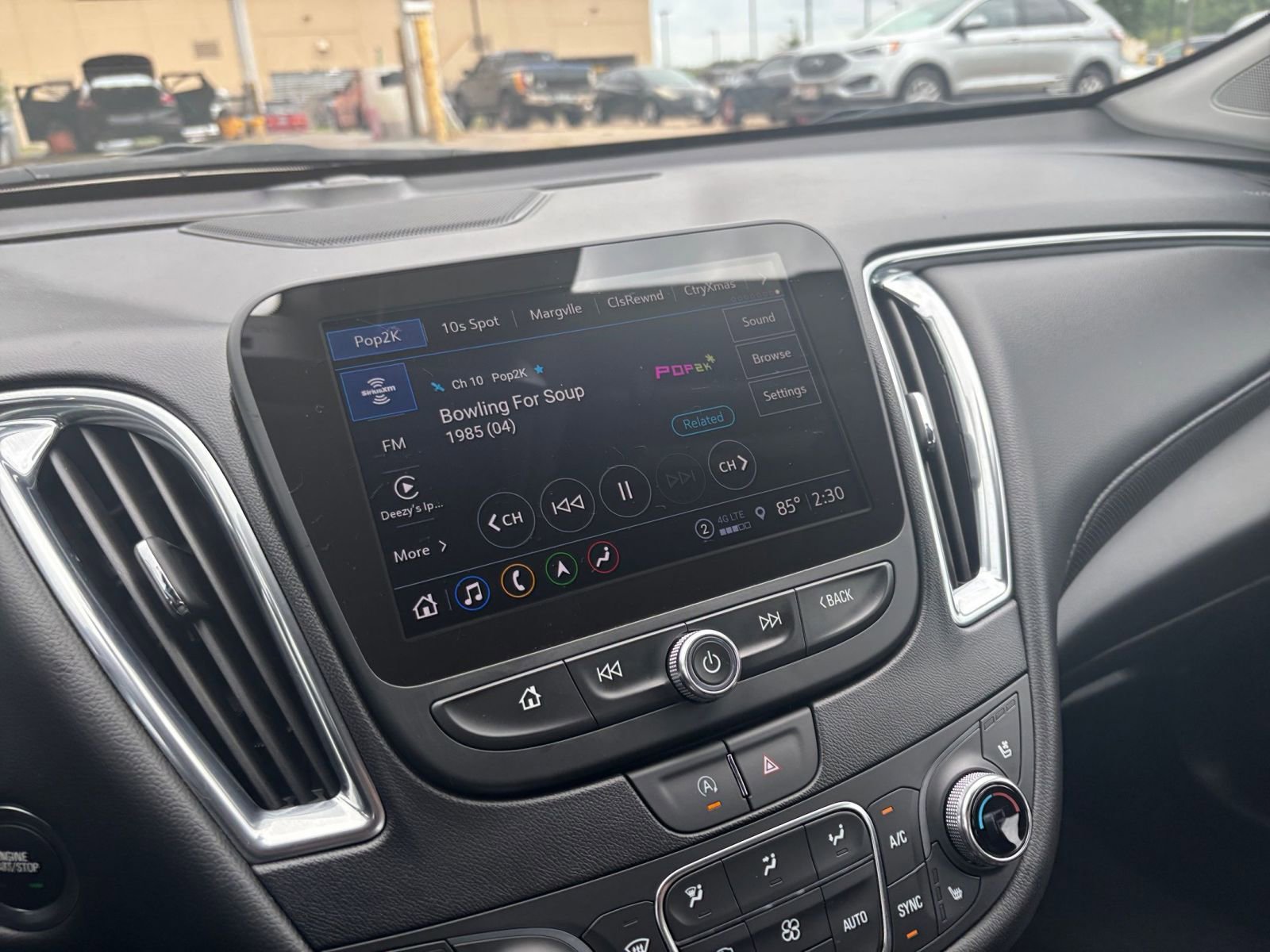 Thumbnail: 2024 Chevrolet Malibu - 21