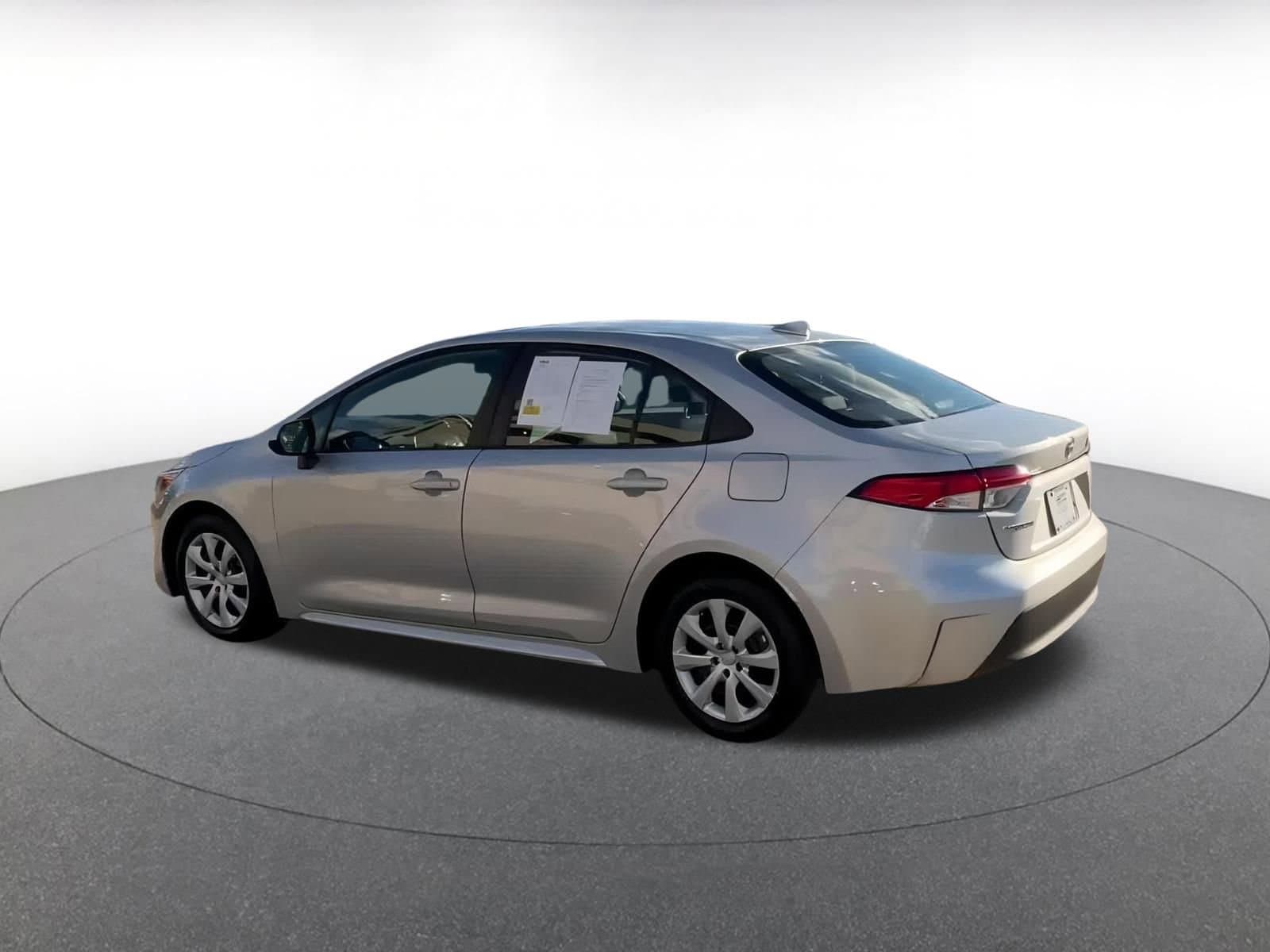 Thumbnail: 2025 Toyota Corolla - 12