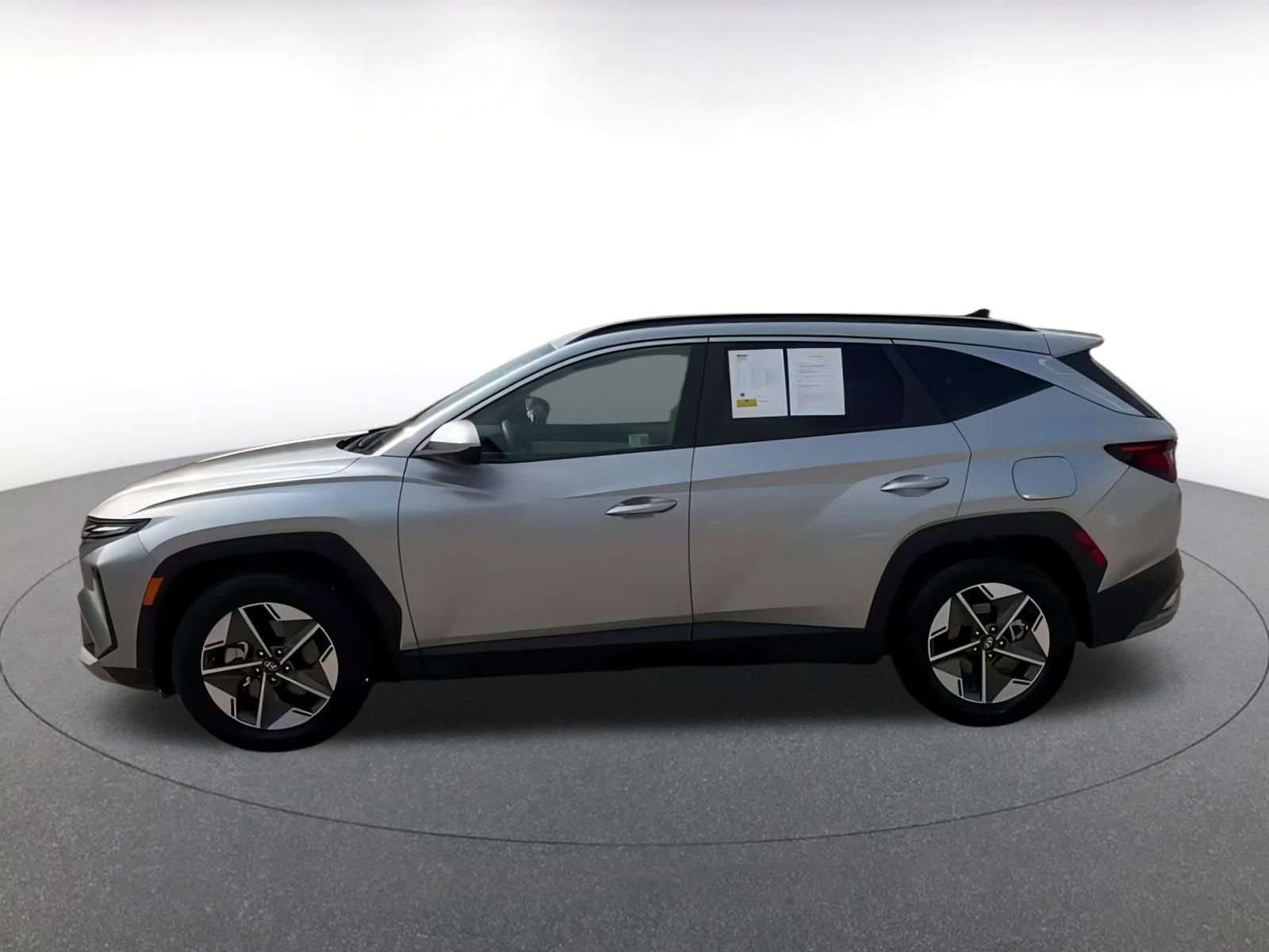 Thumbnail: 2025 Hyundai Tucson - 9