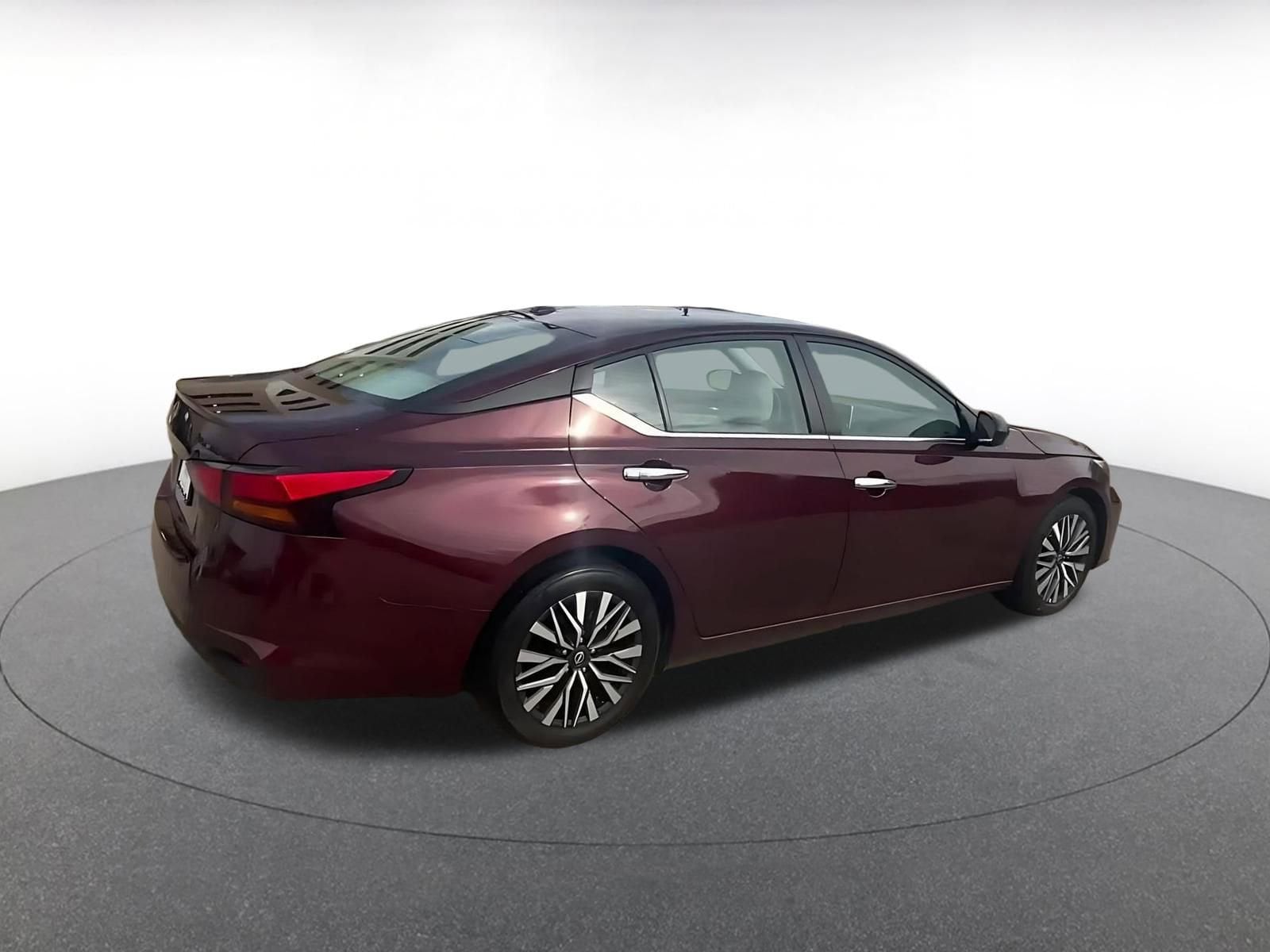 Thumbnail: 2025 Nissan Altima - 15