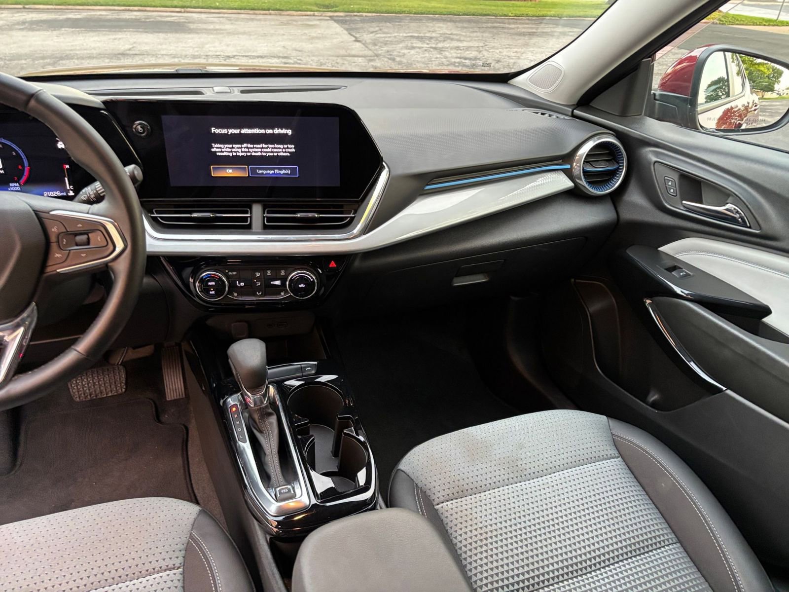 Thumbnail: 2025 Chevrolet Trax - 30