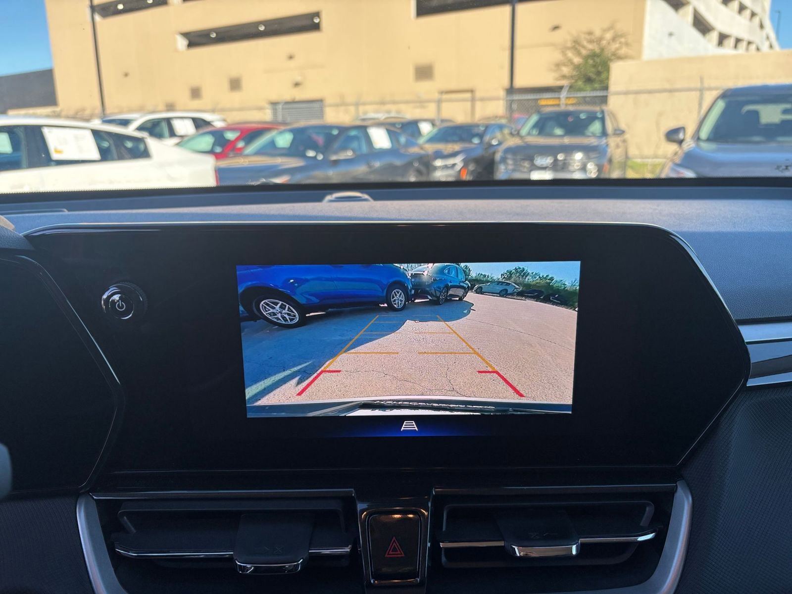 Thumbnail: 2025 Chevrolet TrailBlazer - 17