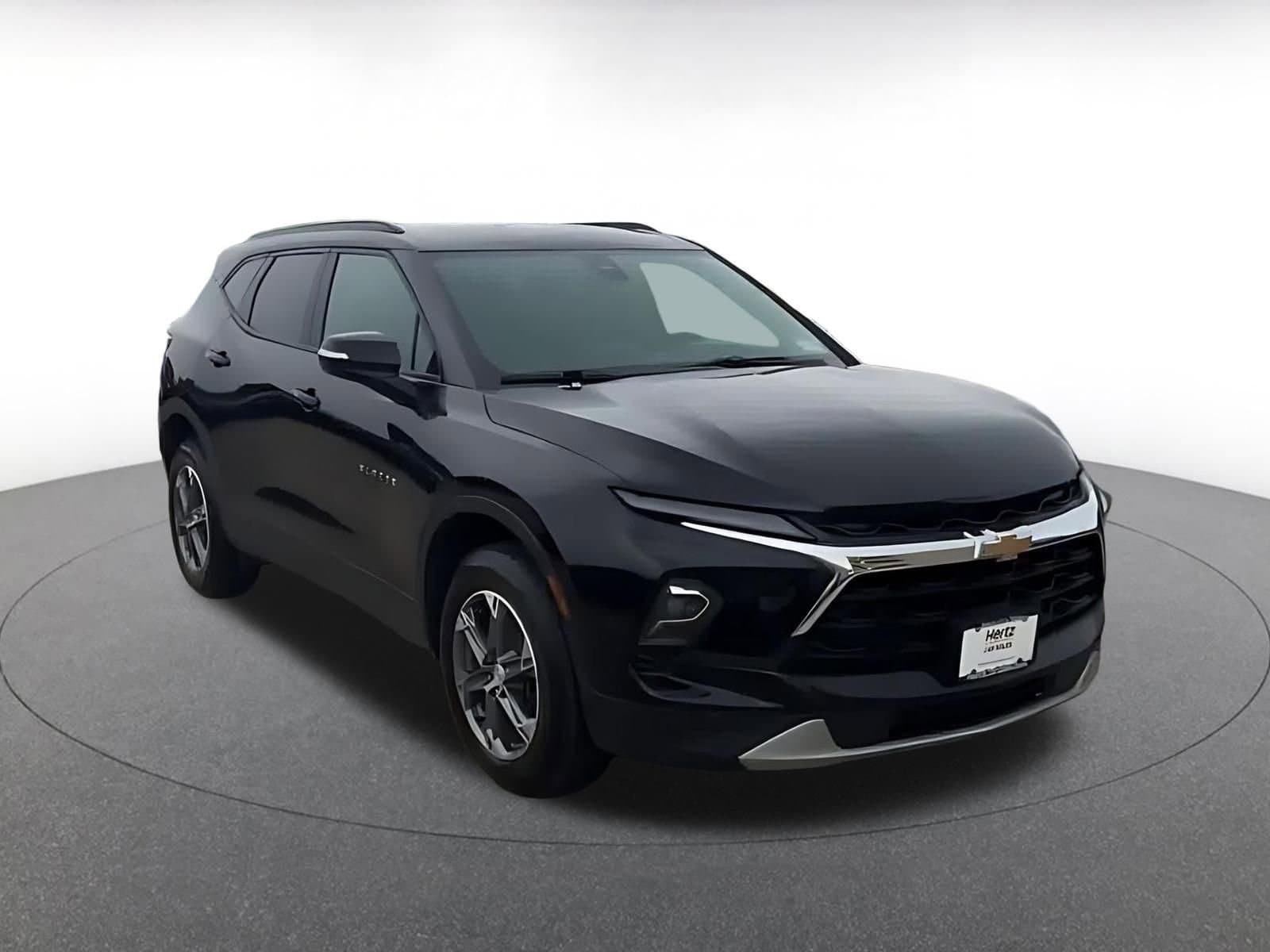 Thumbnail: 2024 Chevrolet Blazer - 3
