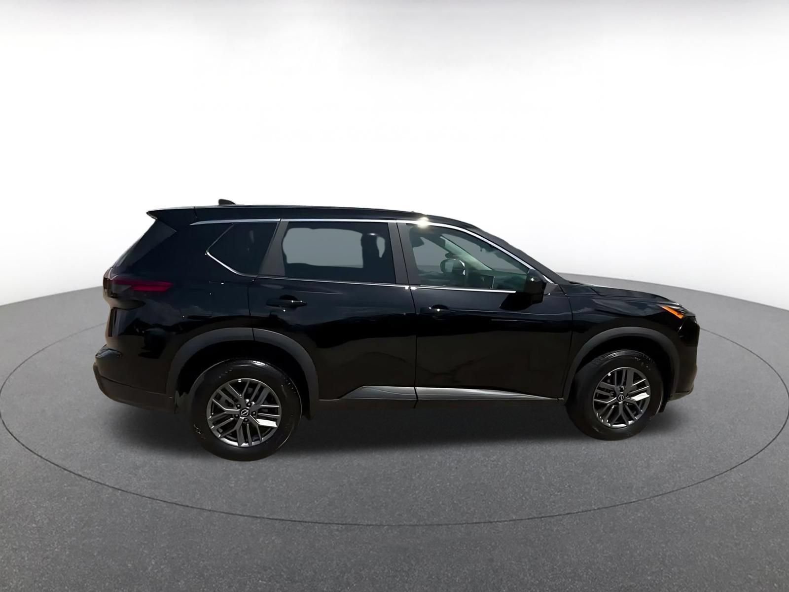 Thumbnail: 2026 Nissan Rogue - 13