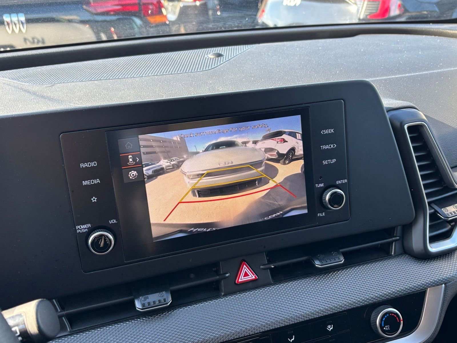 Thumbnail: 2025 Kia Sportage - 23