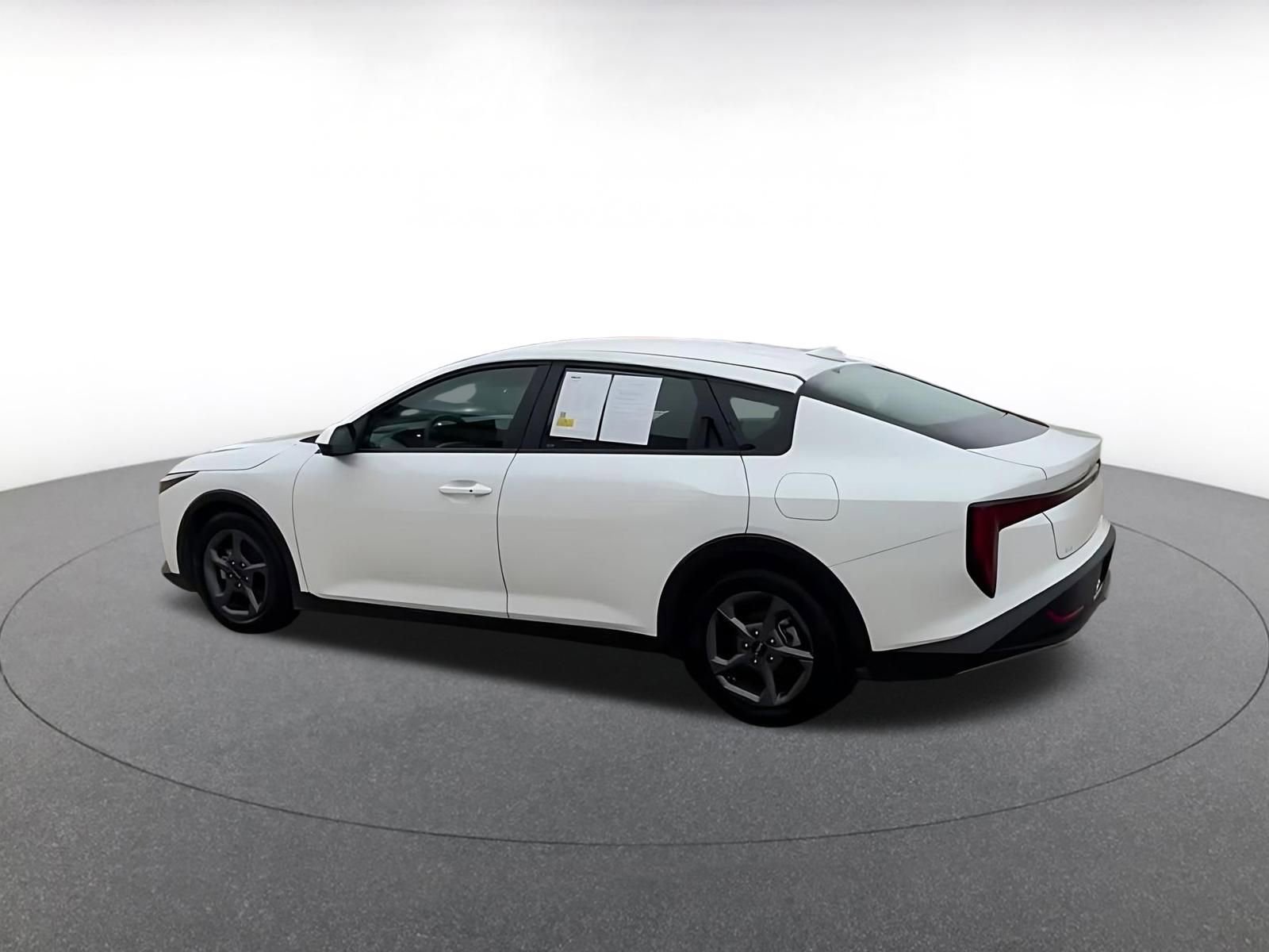 Thumbnail: 2025 Kia K4 - 11