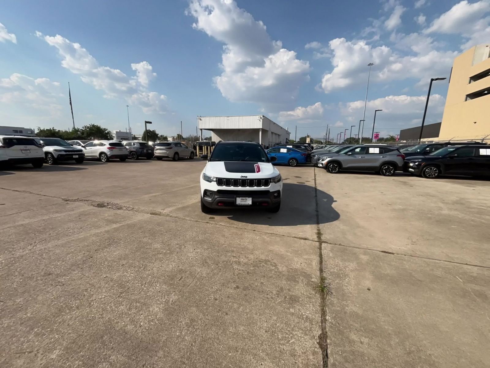 Thumbnail: 2025 Jeep Compass - 16