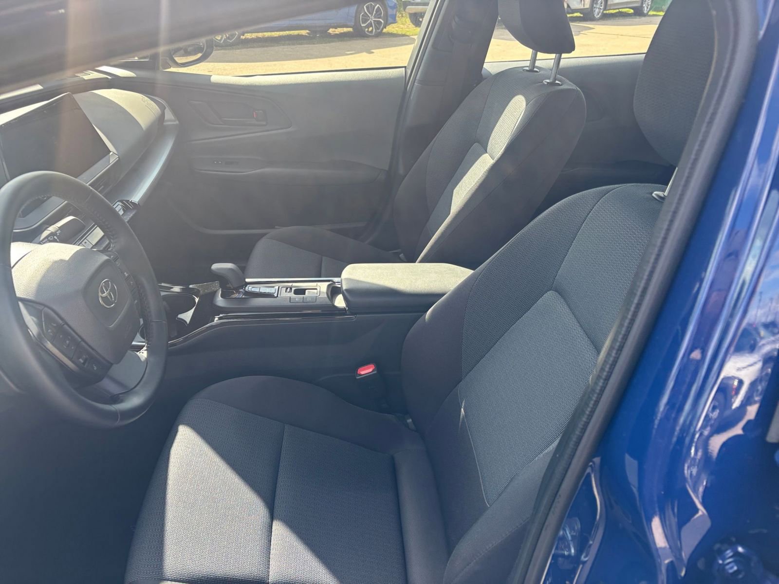 Thumbnail: 2025 Toyota Prius - 24