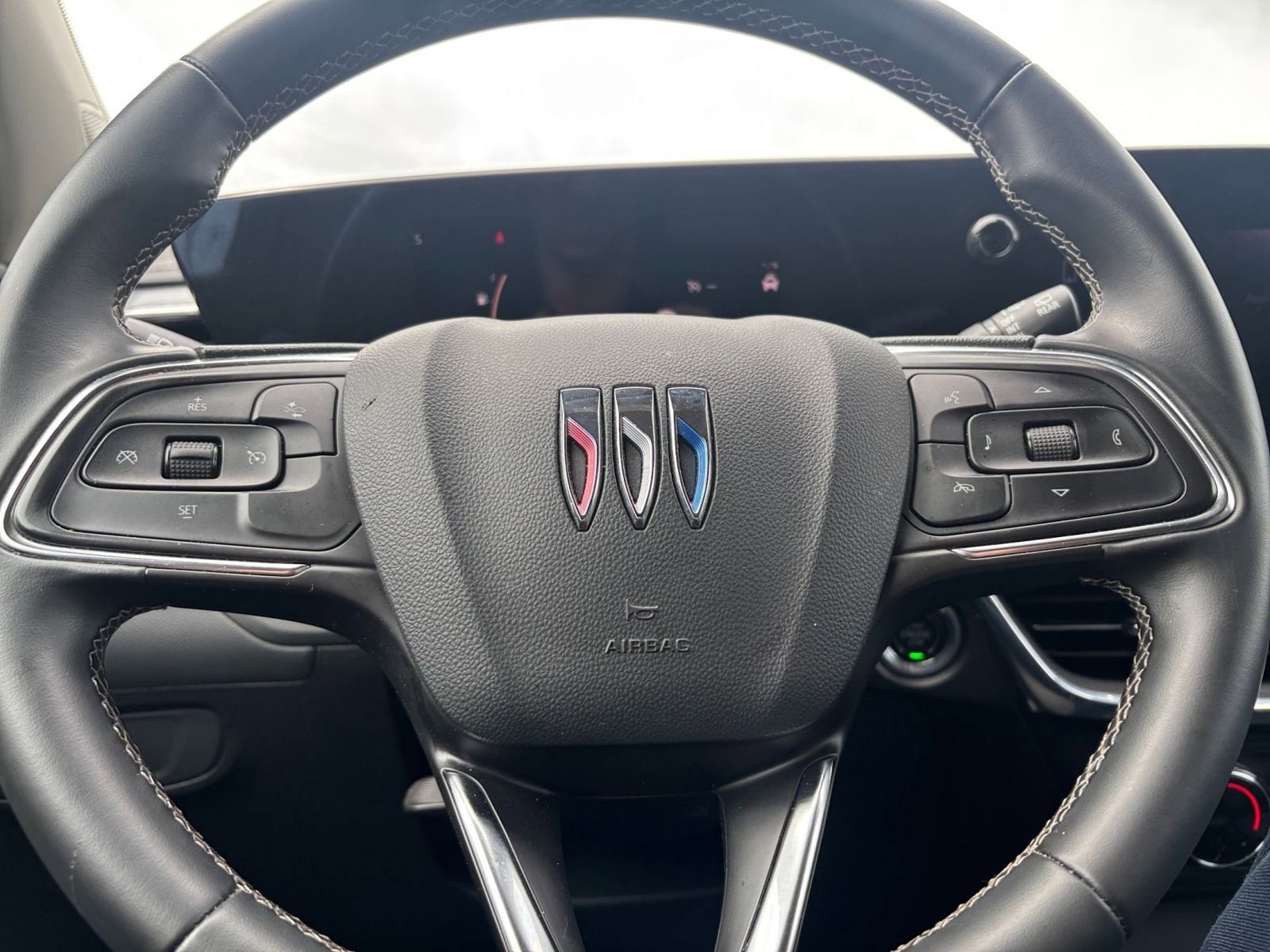 Thumbnail: 2025 Buick Encore GX - 27