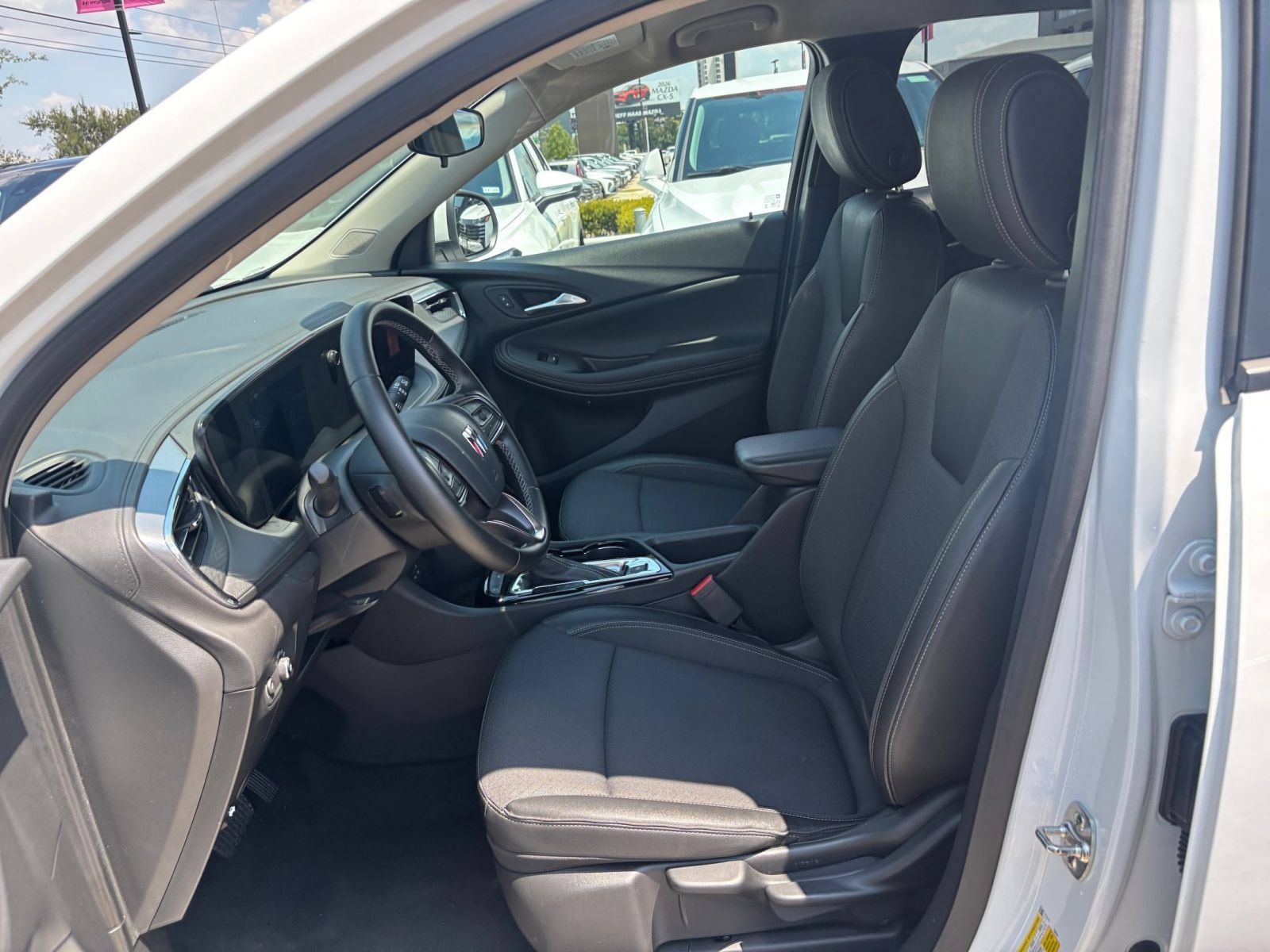 Thumbnail: 2025 Buick Encore GX - 21