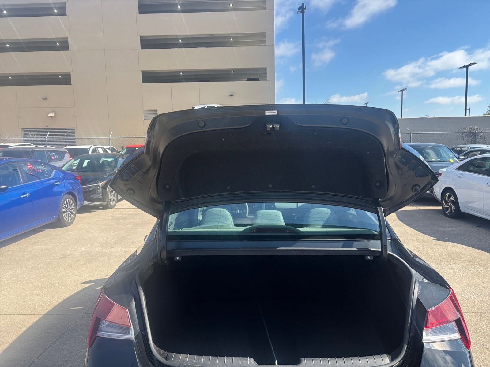 Thumbnail: 2023 Hyundai Elantra - 30