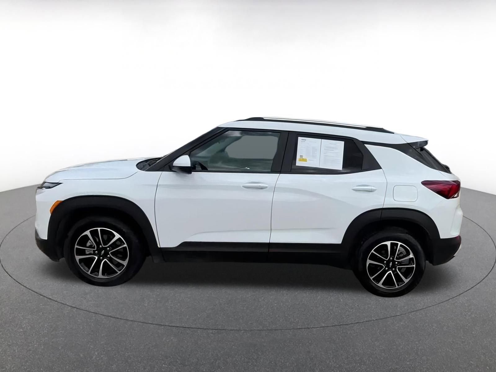 Thumbnail: 2025 Chevrolet TrailBlazer - 9