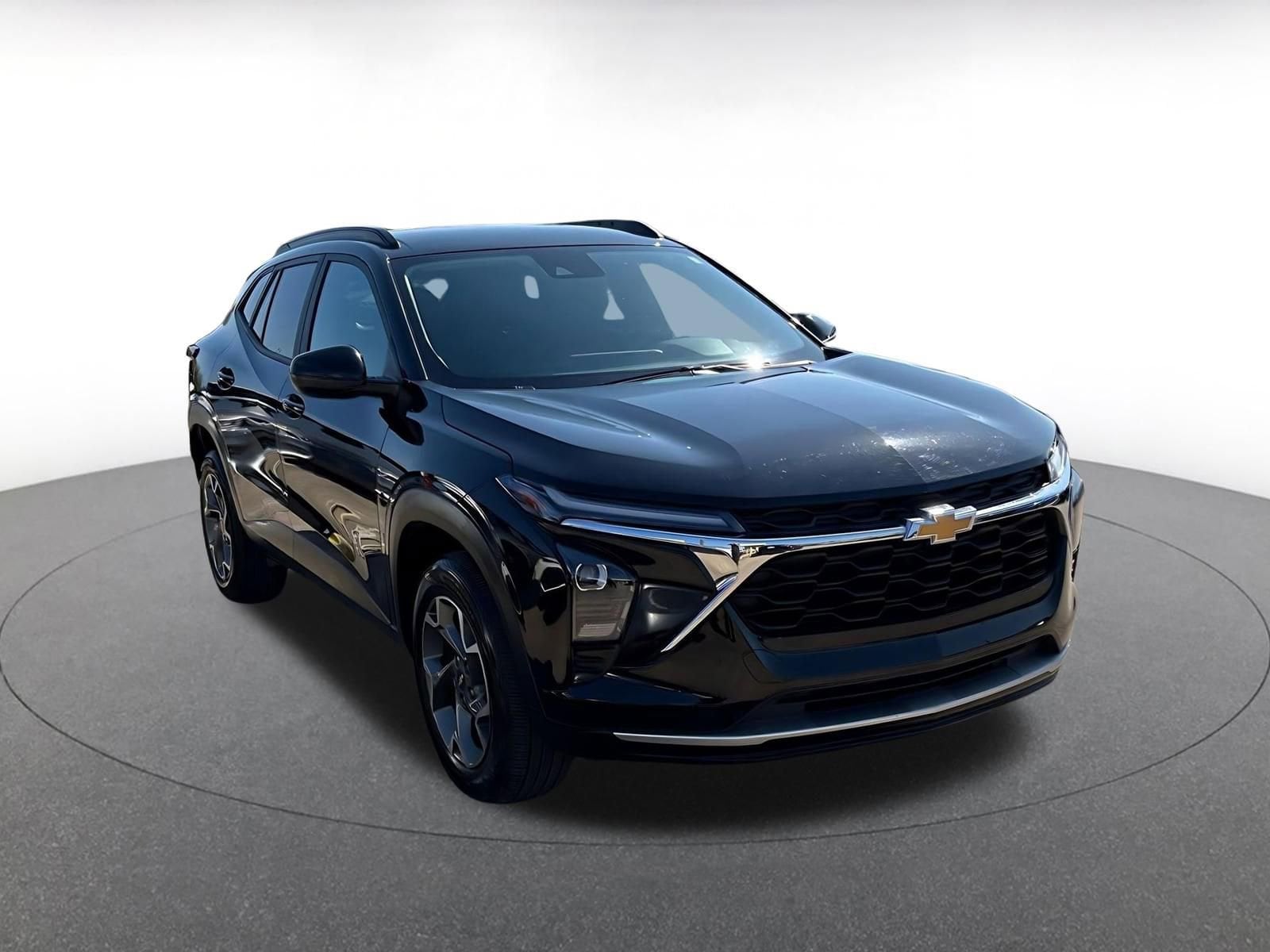 Thumbnail: 2025 Chevrolet Trax - 1