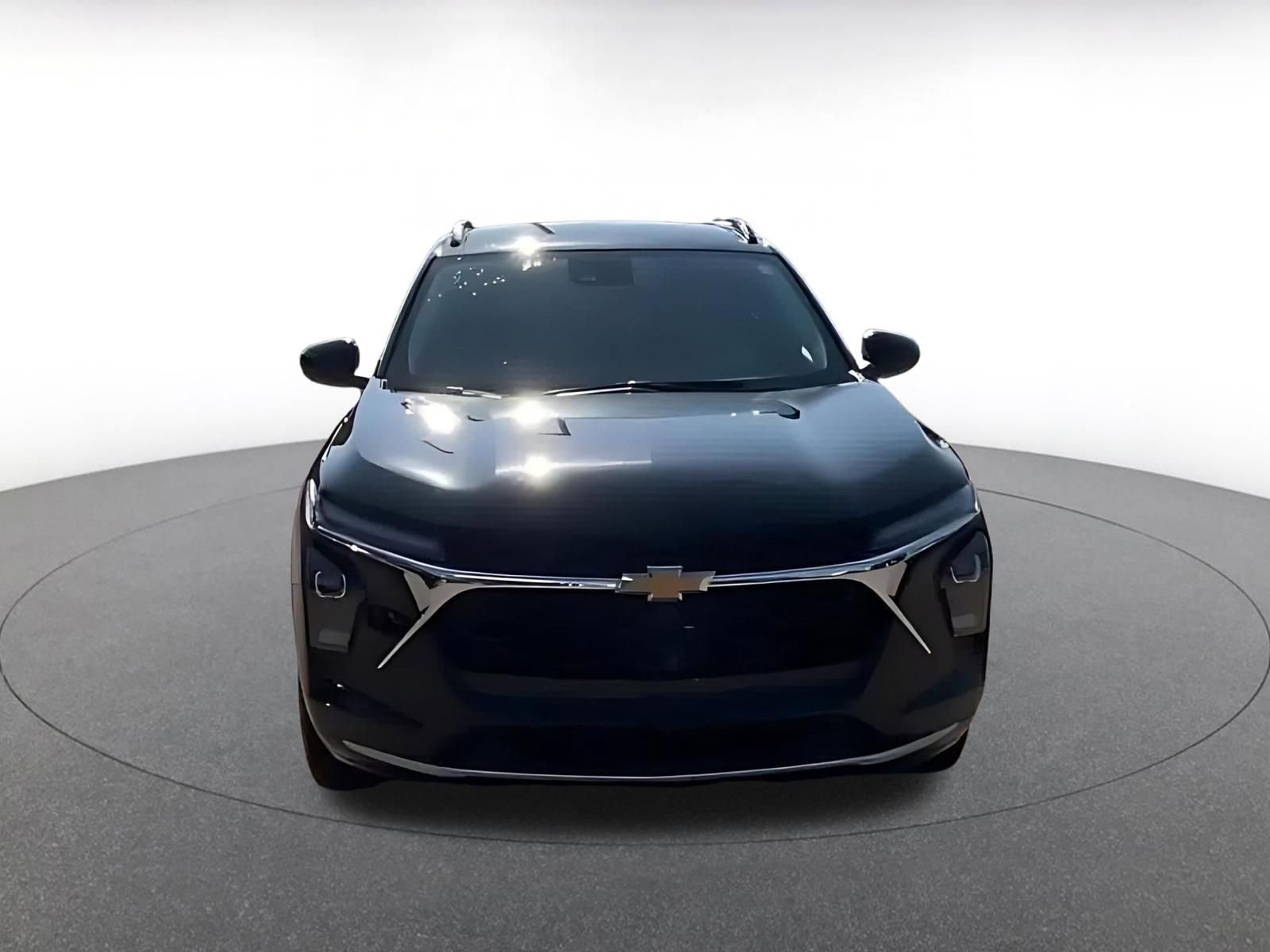 Thumbnail: 2025 Chevrolet Trax - 4