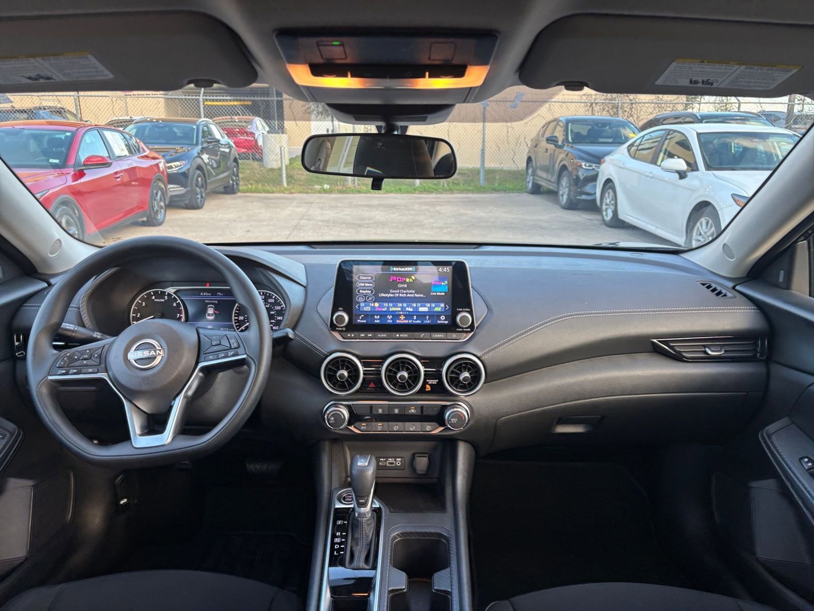 Thumbnail: 2025 Nissan Sentra - 31