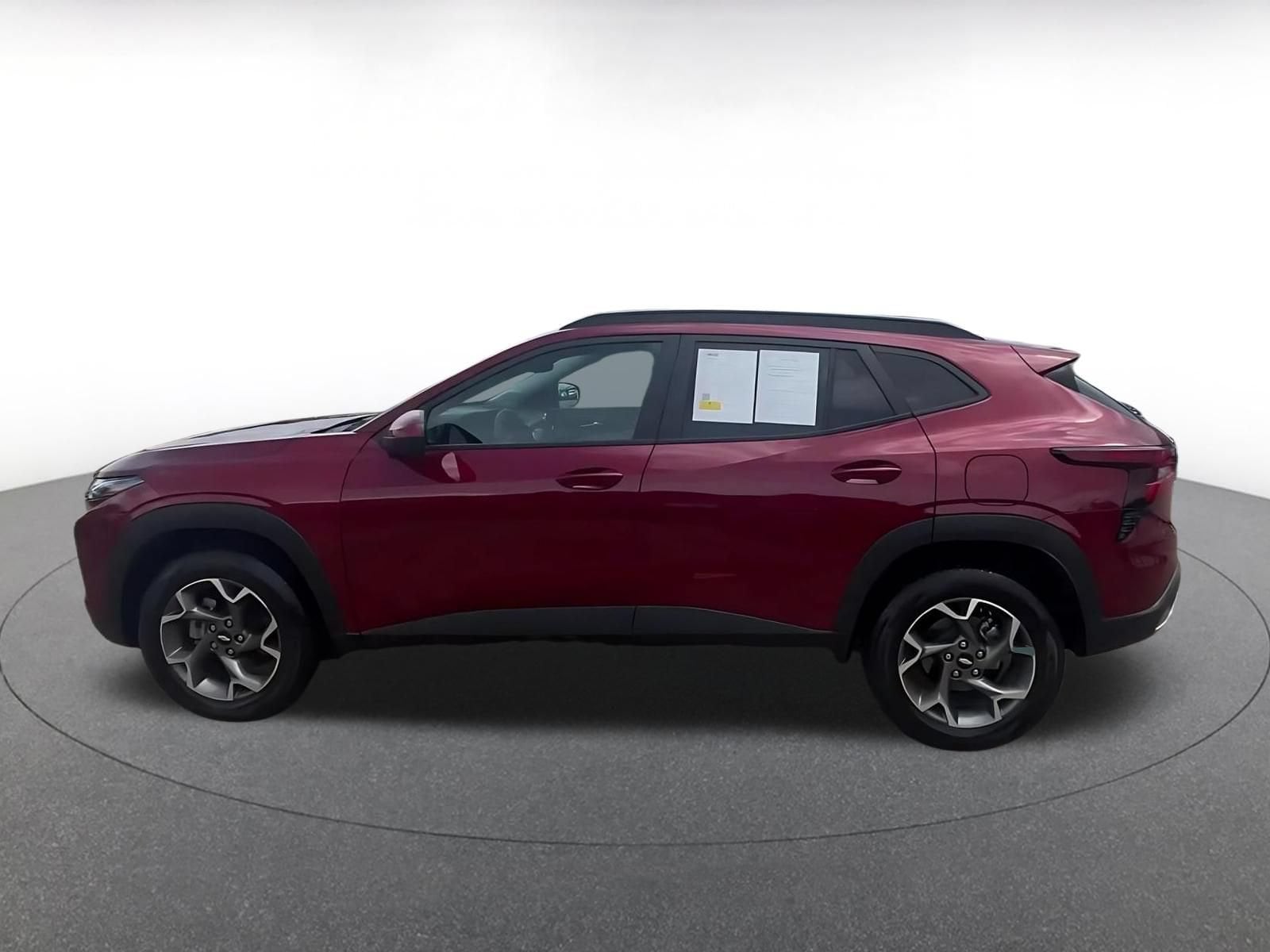 Thumbnail: 2025 Chevrolet Trax - 4