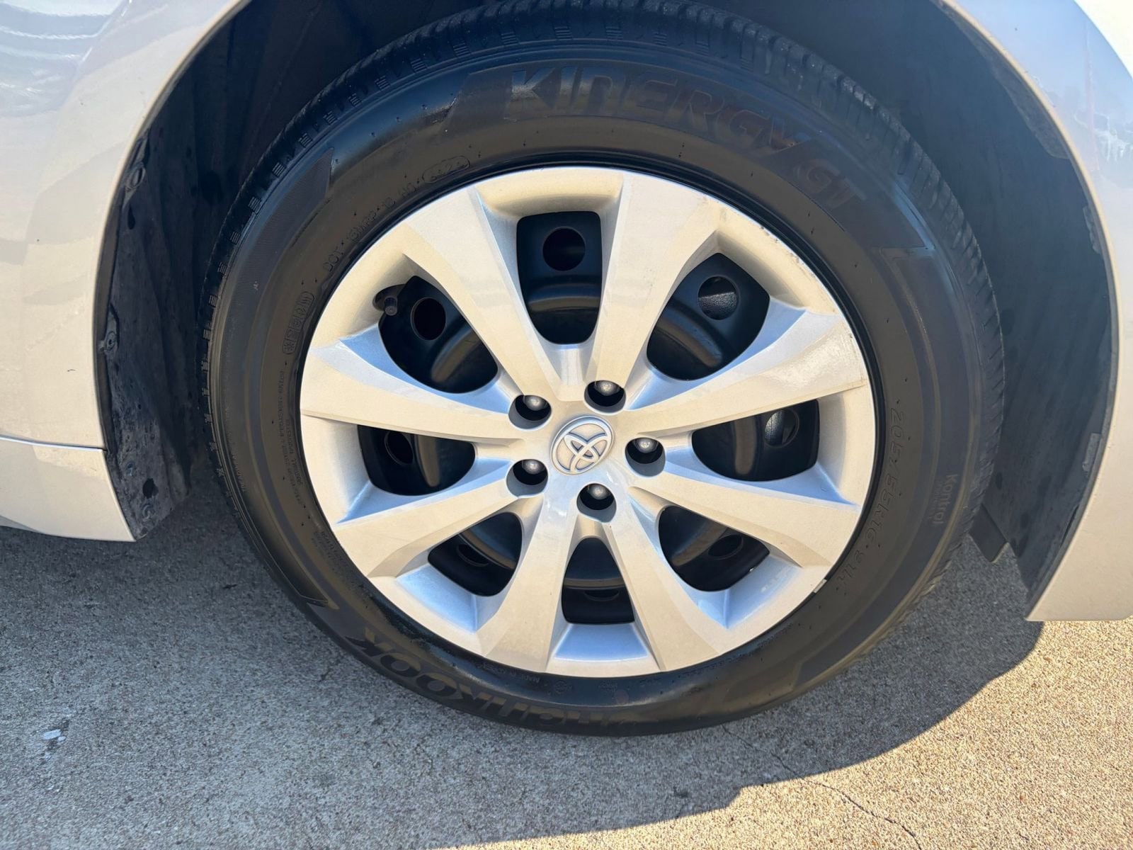 Thumbnail: 2025 Toyota Corolla - 29