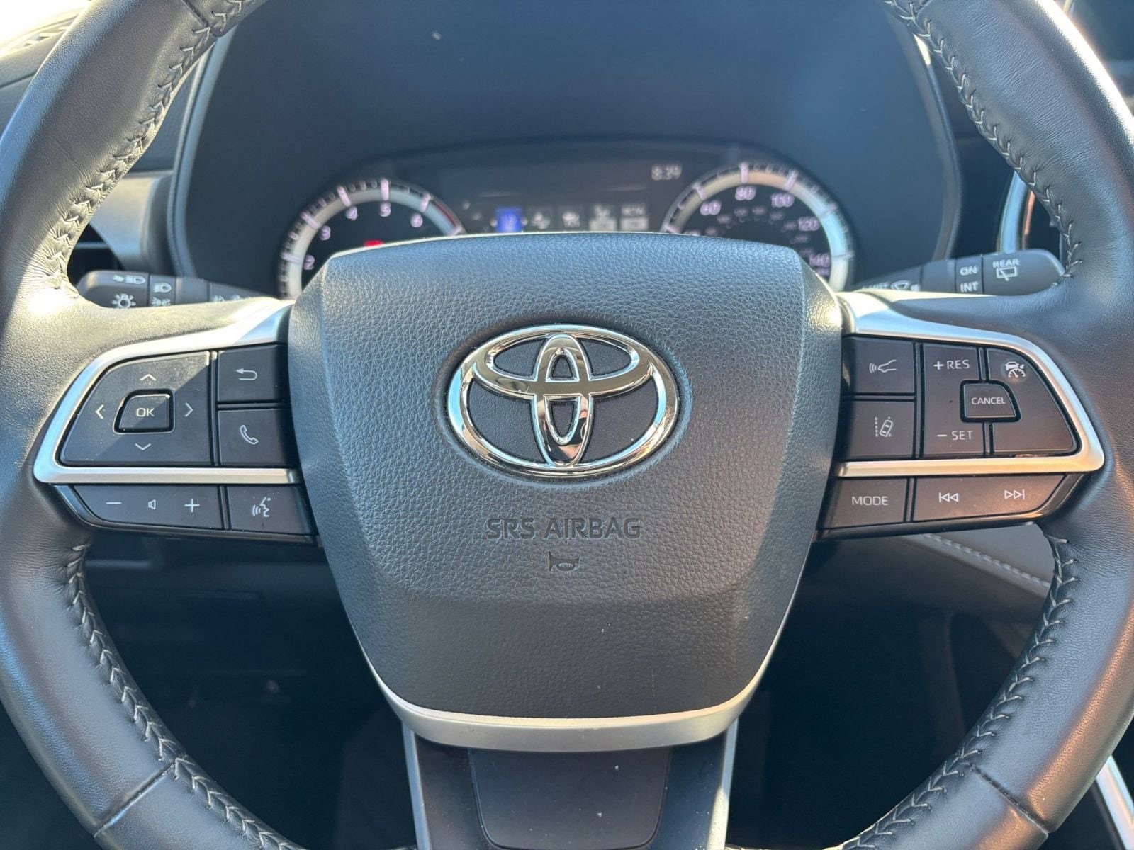 Thumbnail: 2025 Toyota Highlander - 30