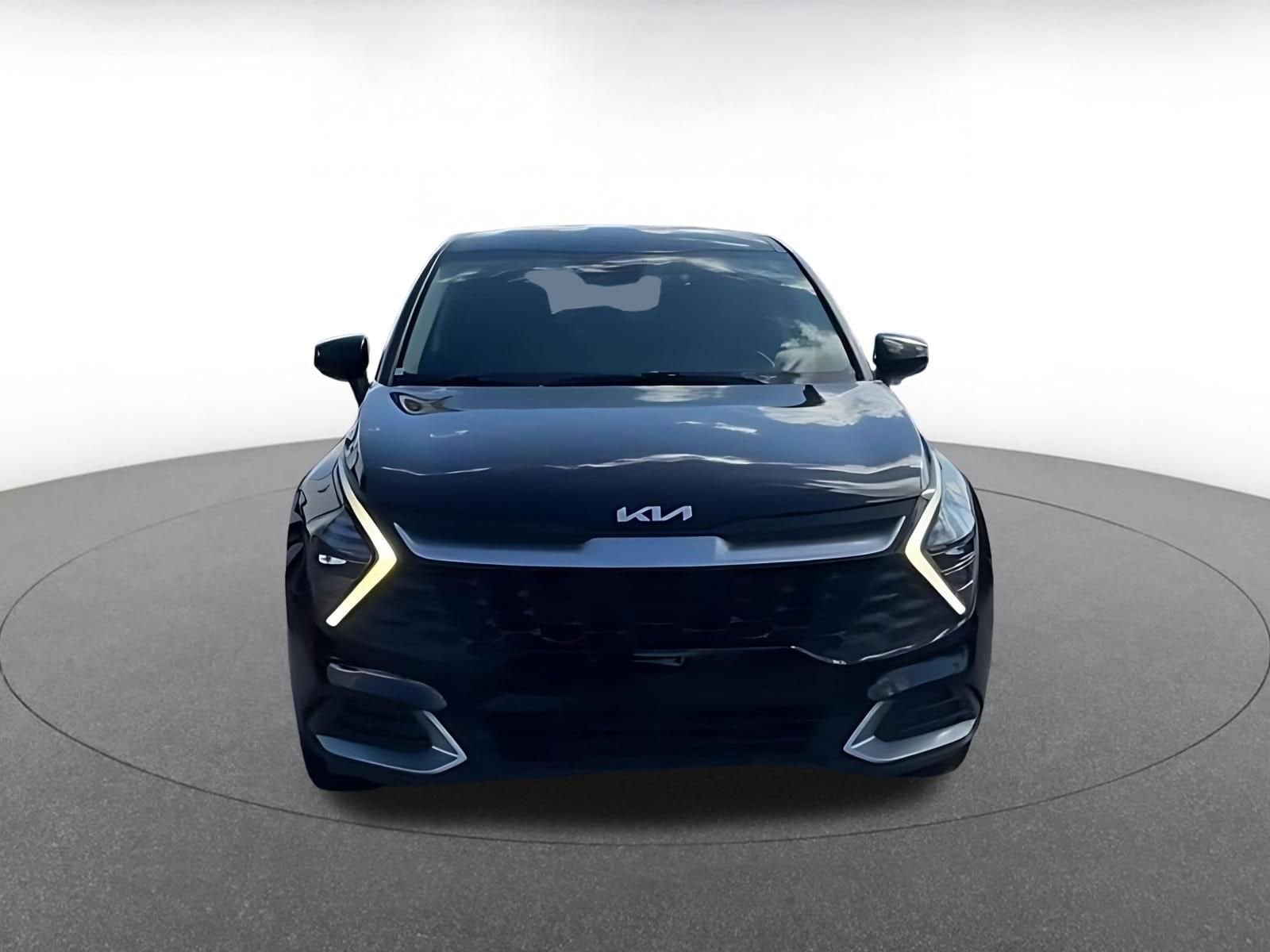 Thumbnail: 2025 Kia Sportage - 4