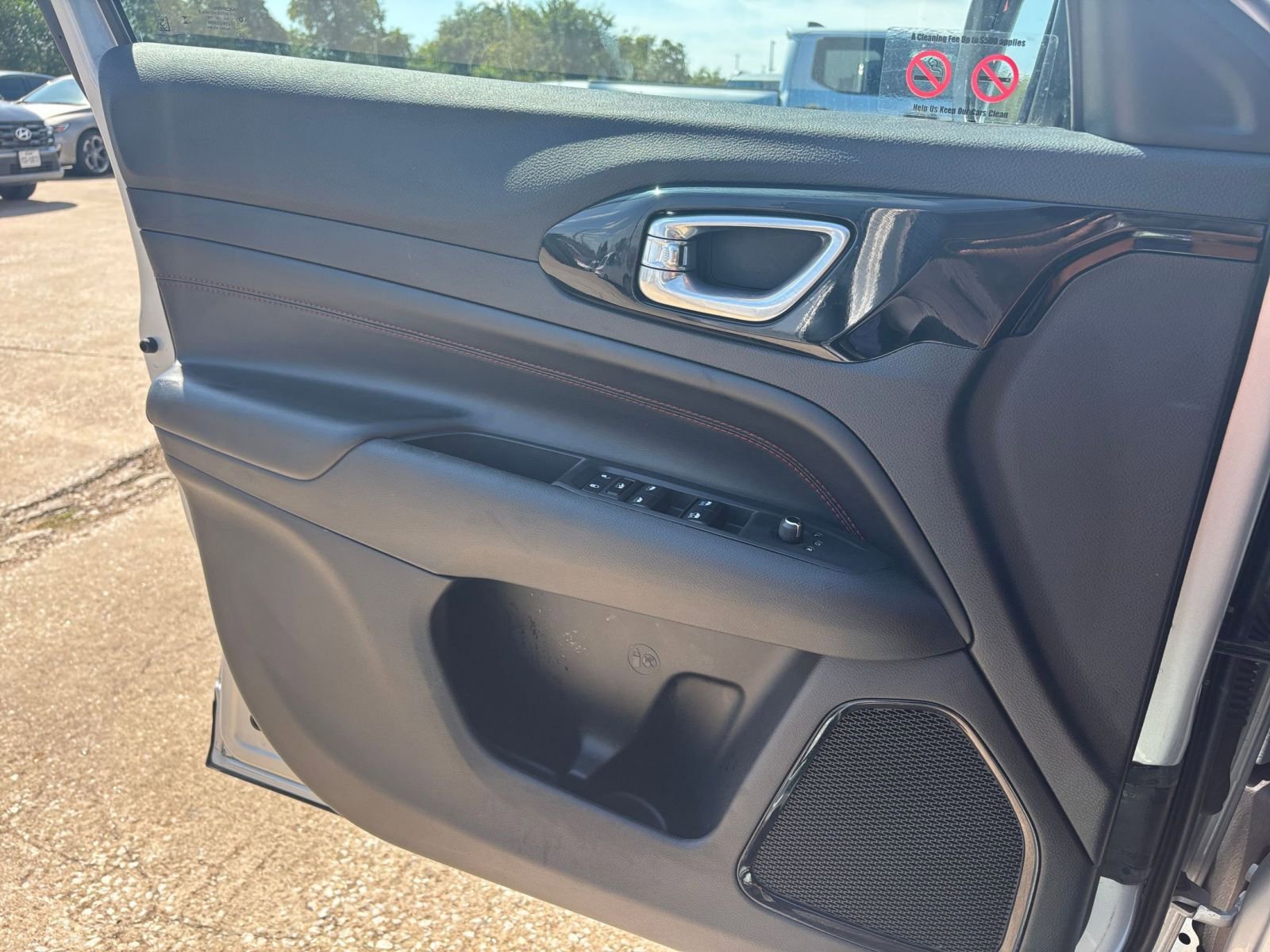 Thumbnail: 2025 Jeep Compass - 20