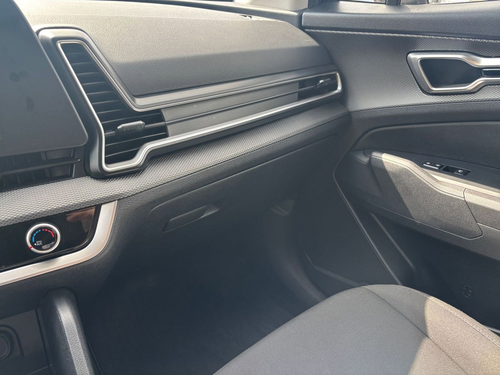 Thumbnail: 2025 Kia Sportage - 33