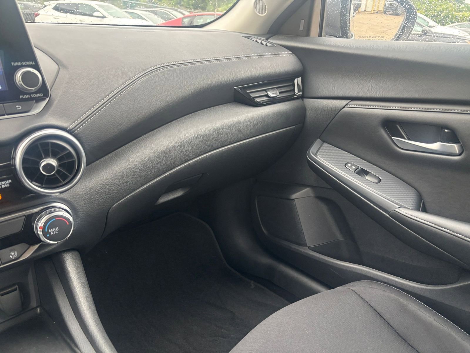 Thumbnail: 2025 Nissan Sentra - 33
