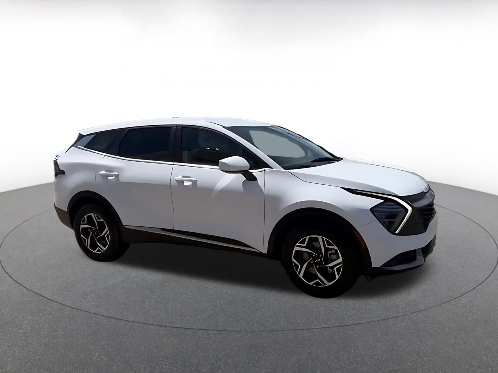 Thumbnail: 2025 Kia Sportage - 2