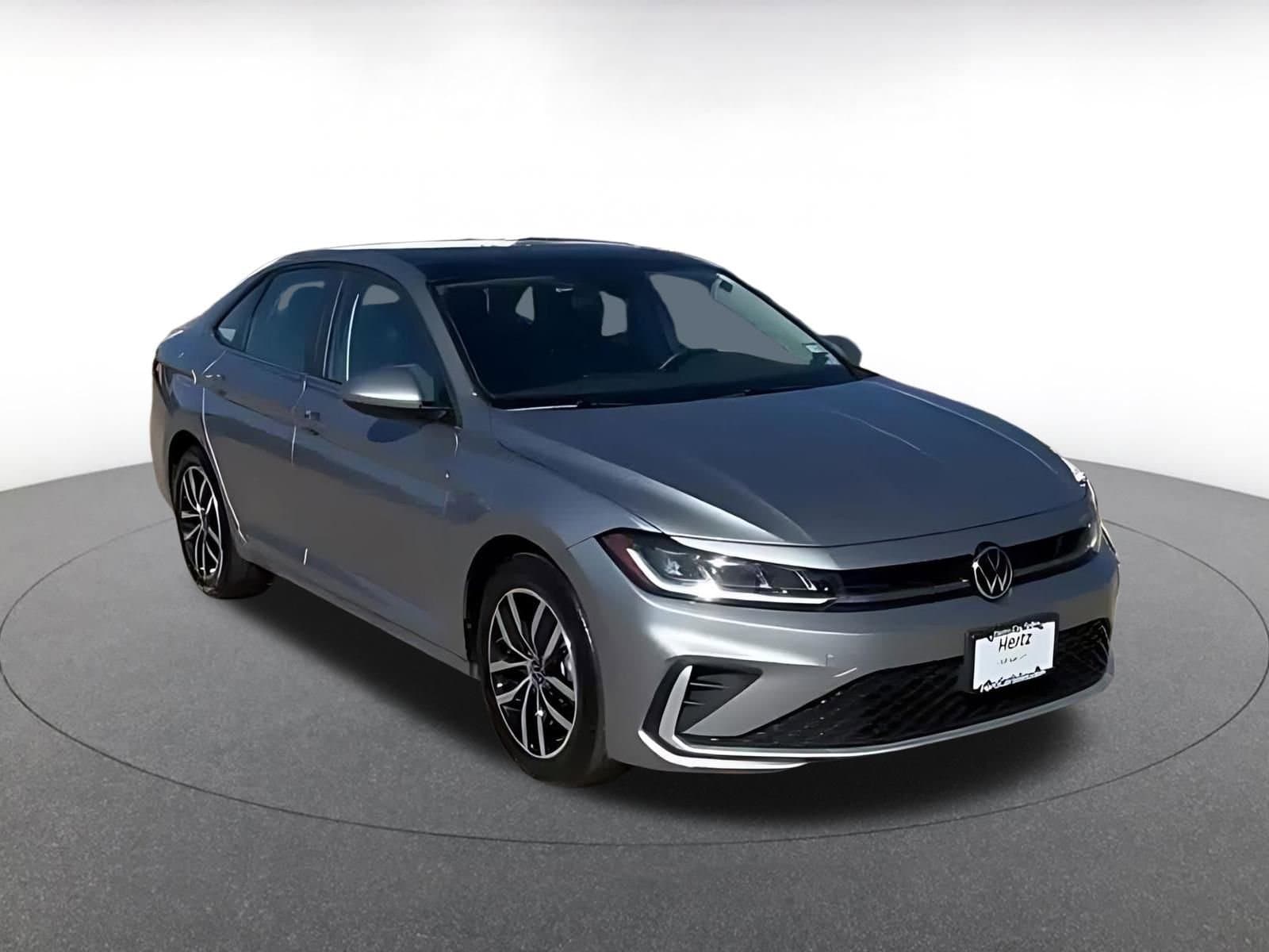 Thumbnail: 2025 Volkswagen Jetta - 3