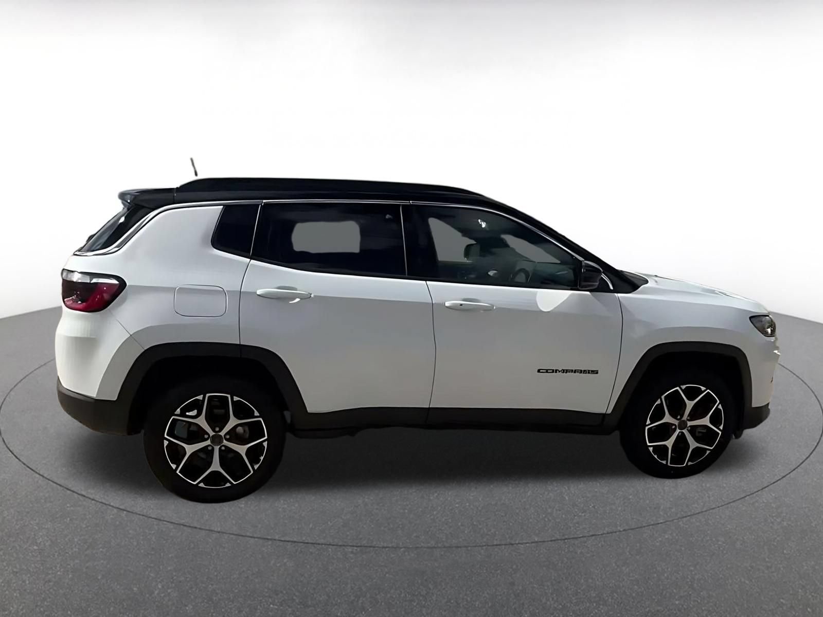 Thumbnail: 2025 Jeep Compass - 15