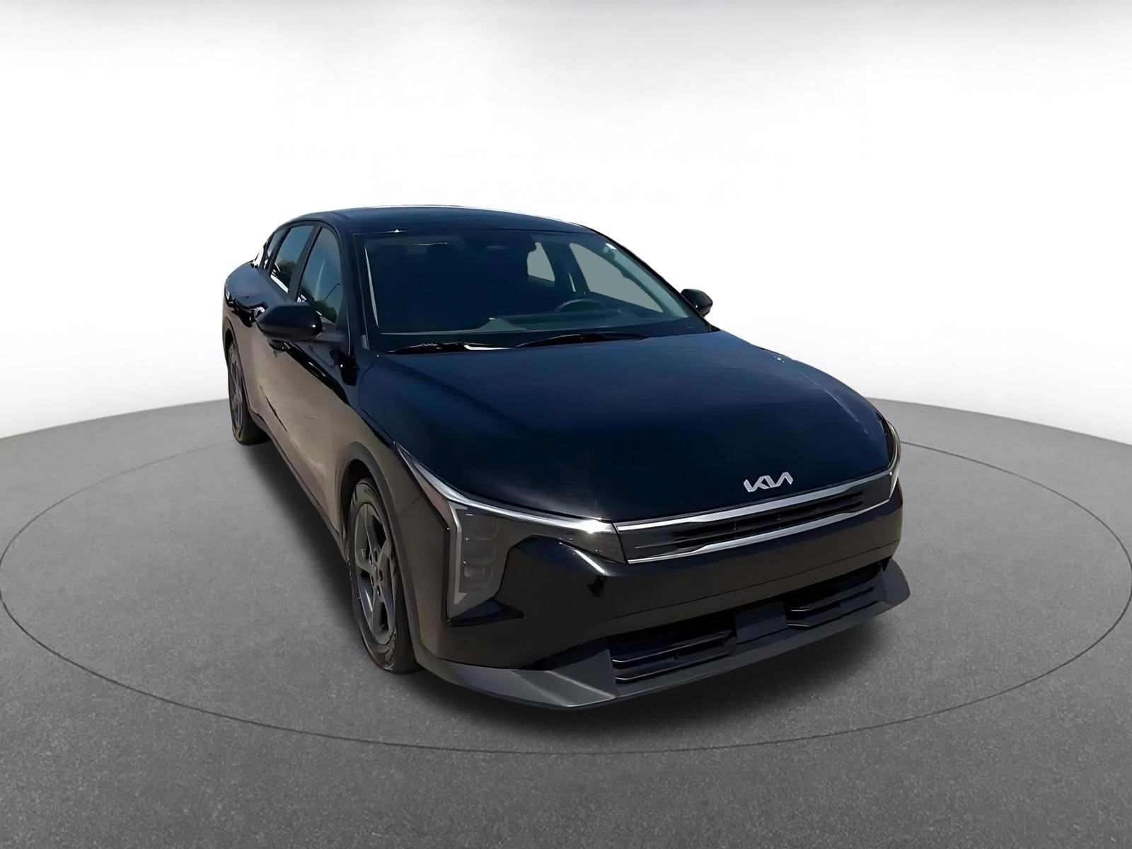 Thumbnail: 2025 Kia K4 - 3