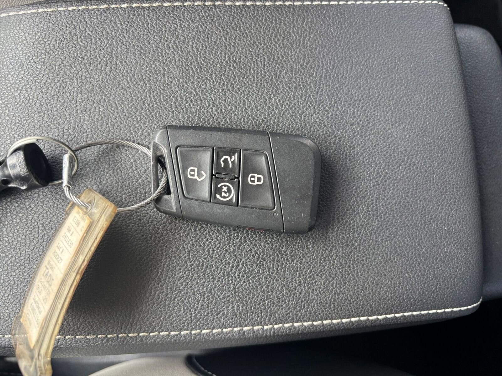 Thumbnail: 2025 Volkswagen Taos - 21