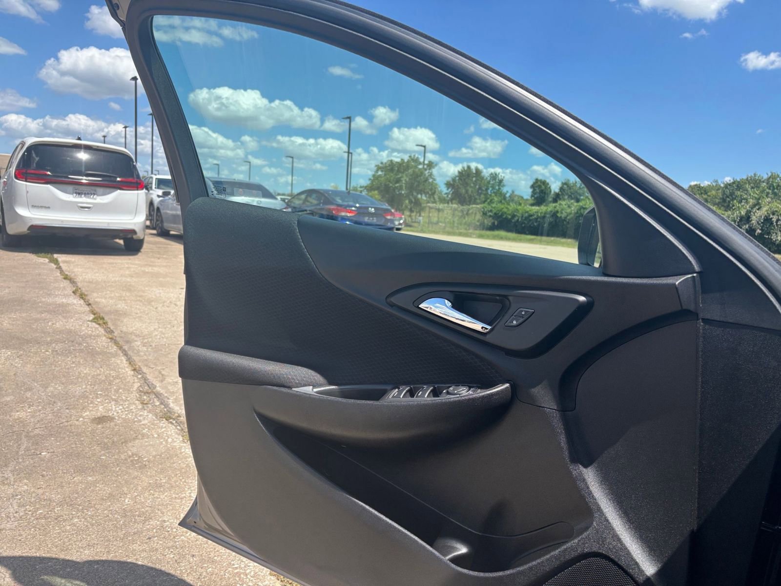 Thumbnail: 2024 Chevrolet Malibu - 20