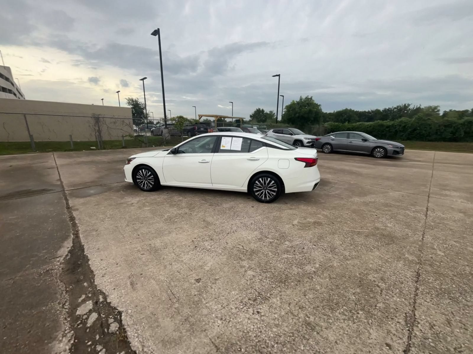 Thumbnail: 2025 Nissan Altima - 8