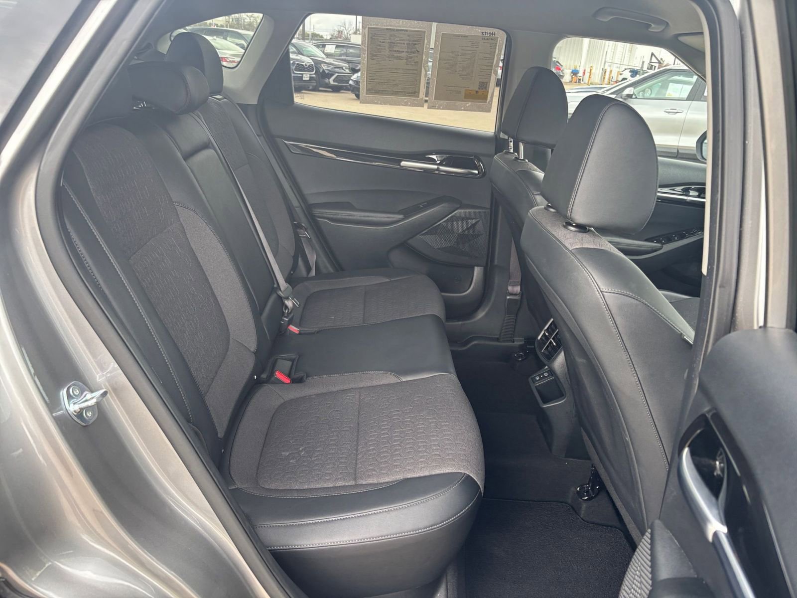 Thumbnail: 2025 Kia Seltos - 27