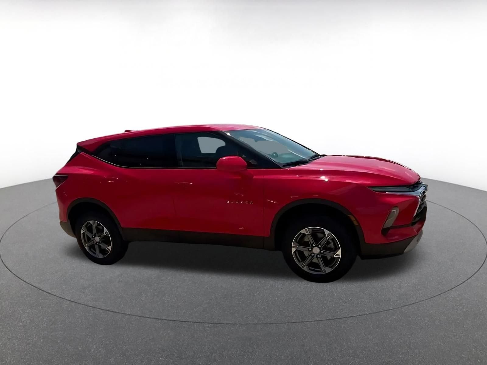 Thumbnail: 2026 Chevrolet Blazer - 2