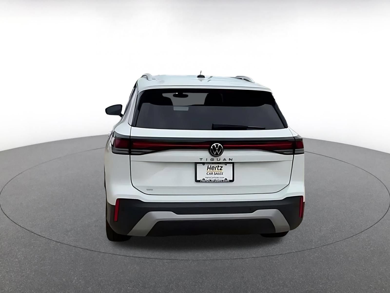 Thumbnail: 2026 Volkswagen Tiguan - 12