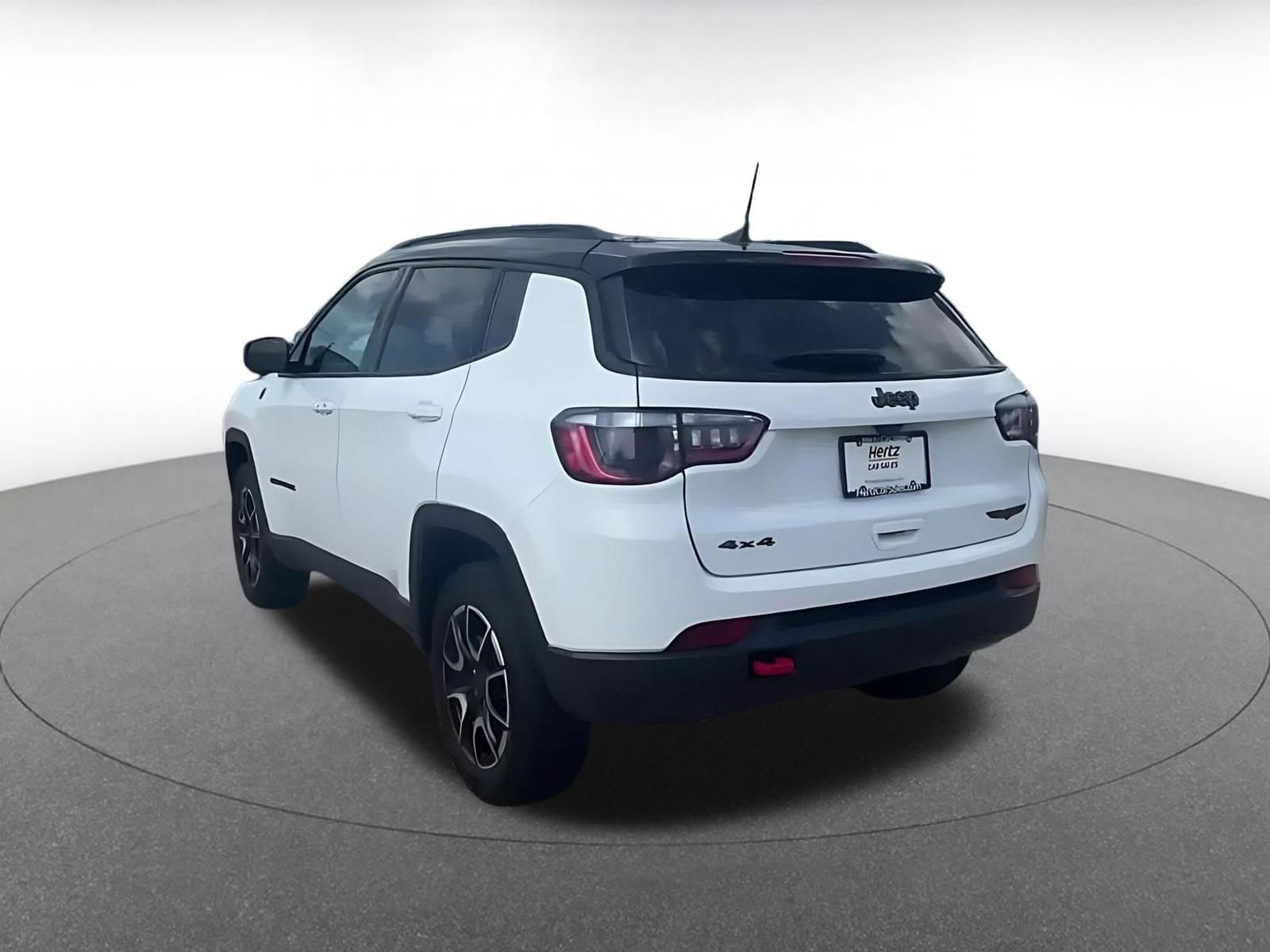 Thumbnail: 2025 Jeep Compass - 11
