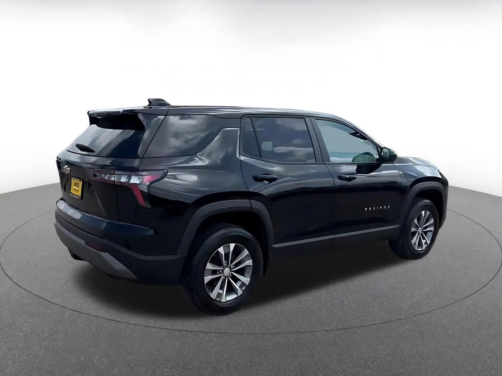 Thumbnail: 2025 Chevrolet Equinox - 12