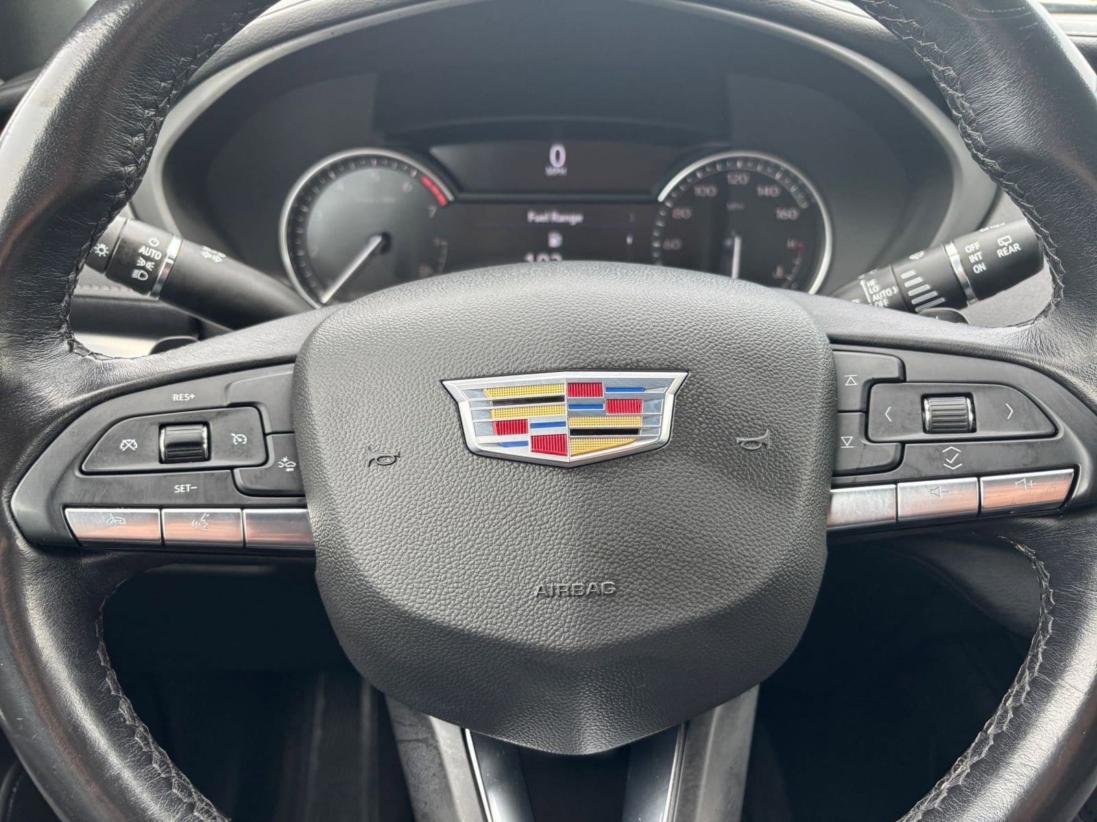 Thumbnail: 2022 Cadillac XT4 - 28